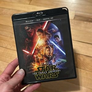 Star Wars the force awakens dvd